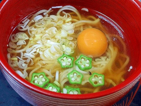 手軽にランチで☆　「オクラ月見そば」